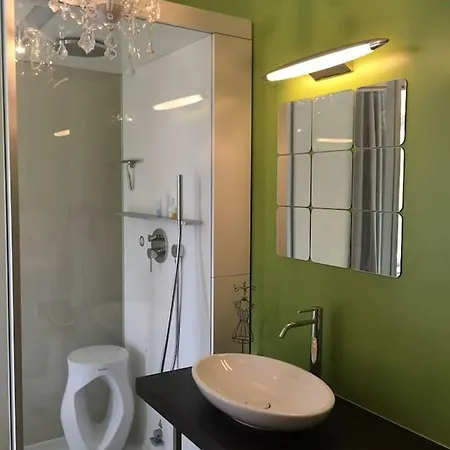 Luxe Chatododo *